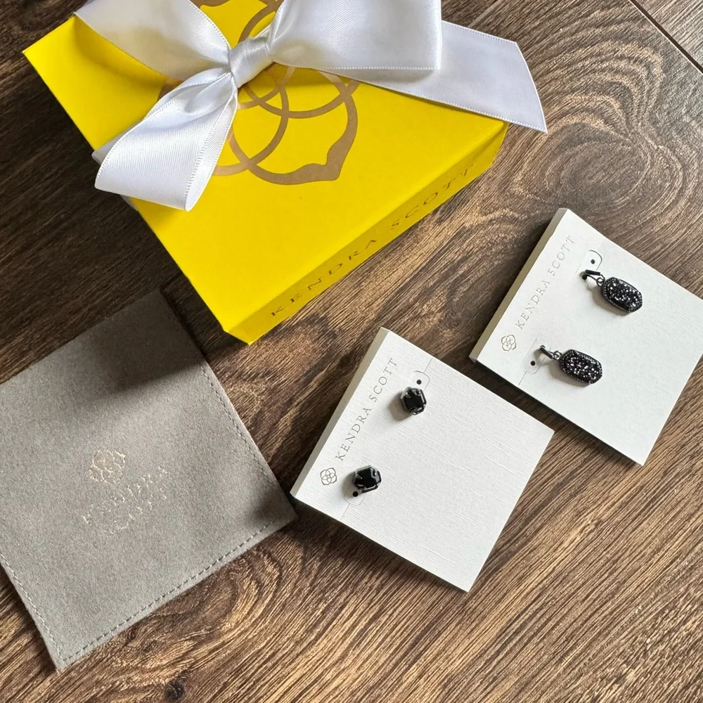 Kendra Scott Custom Black Earring Set - Picture 7 of 8